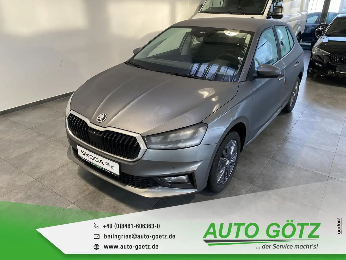 Skoda Fabia Style Navi*LED*Tempomat*Kamera*LichtAssist*Kessy*L Grau - 1