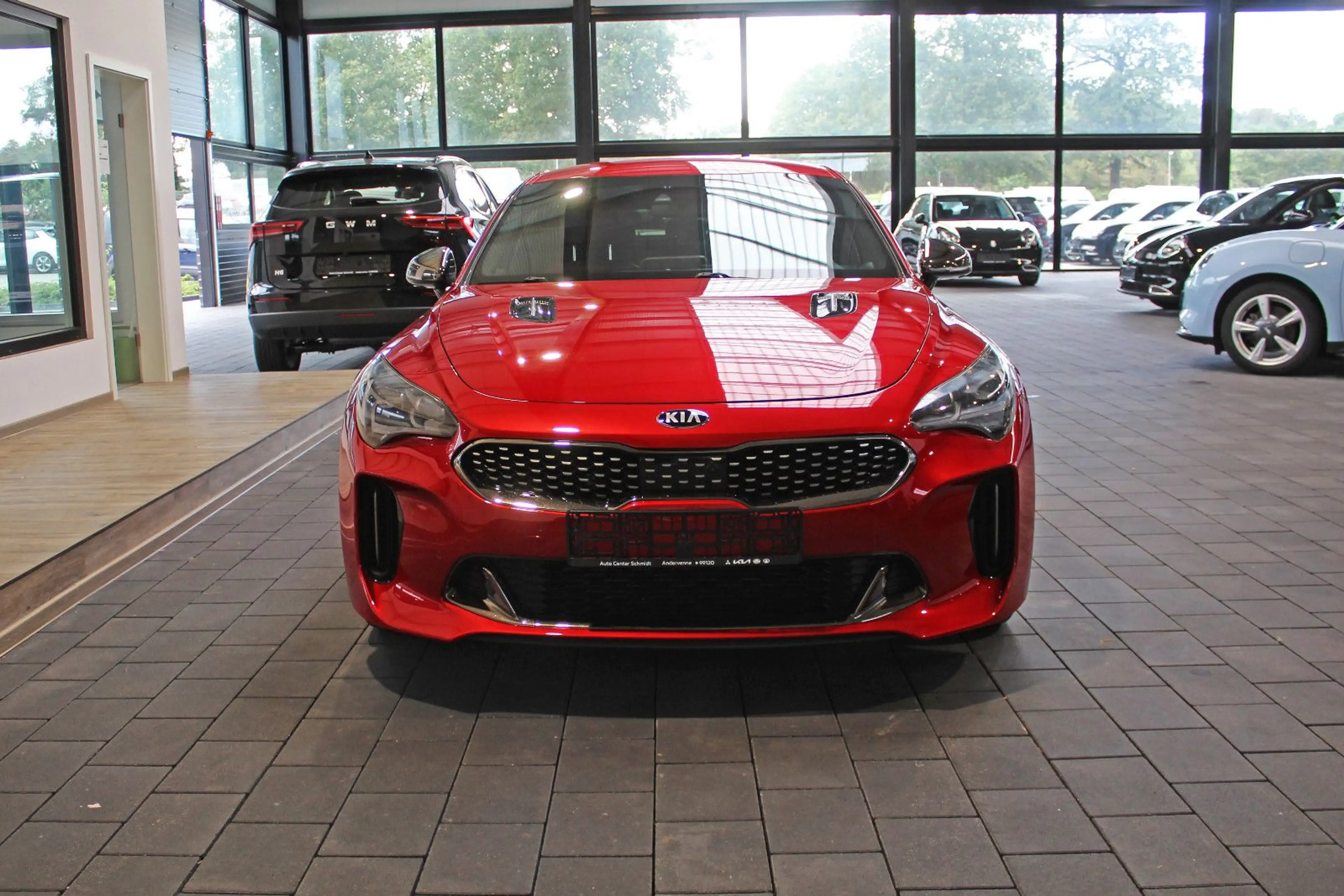 Kia Stinger GT 4WD — photo 2