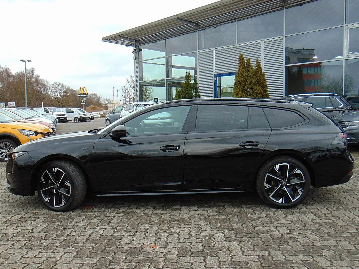 Peugeot 508 SW 1.5 BlueHDI EAT8 GT Schwarz - 2
