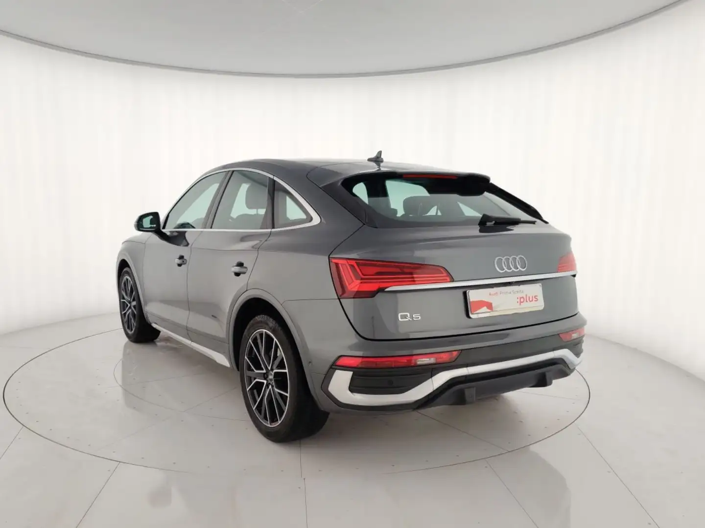 Audi Q5 35 TDI S tronic S line Plus Grigio - 2