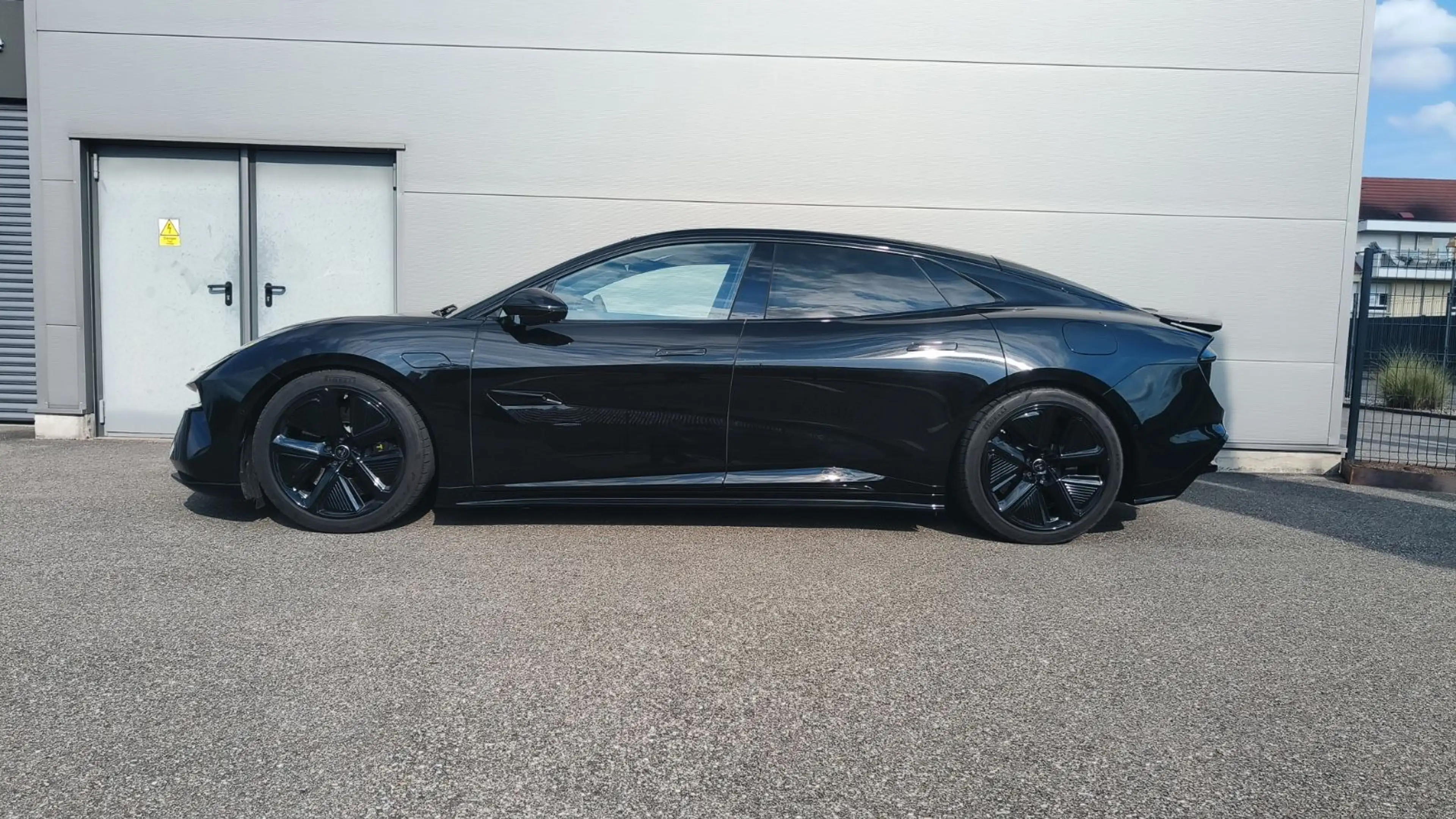 Lotus Emeya S — photo 5