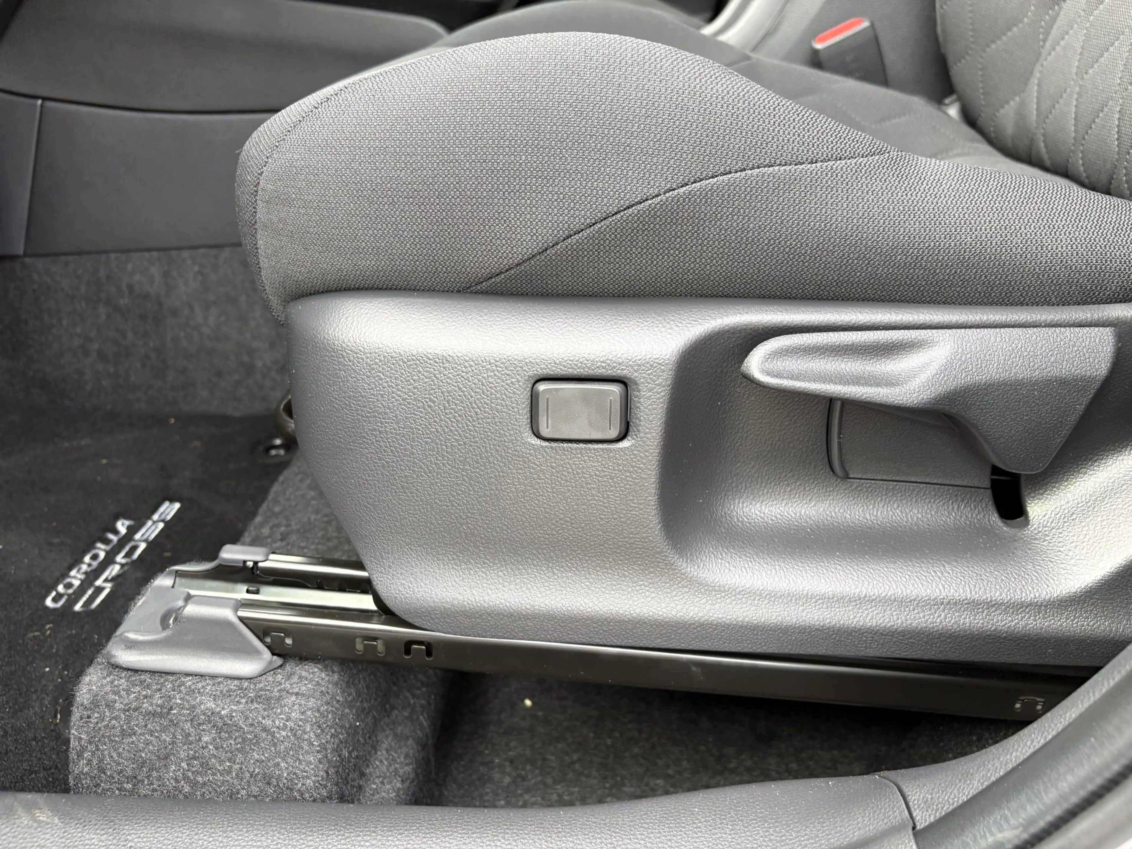 Toyota Corolla Cross Hybrid 140 Dynamic STOEL/STUURVERW 18'' LM-VELGEN — photo 15