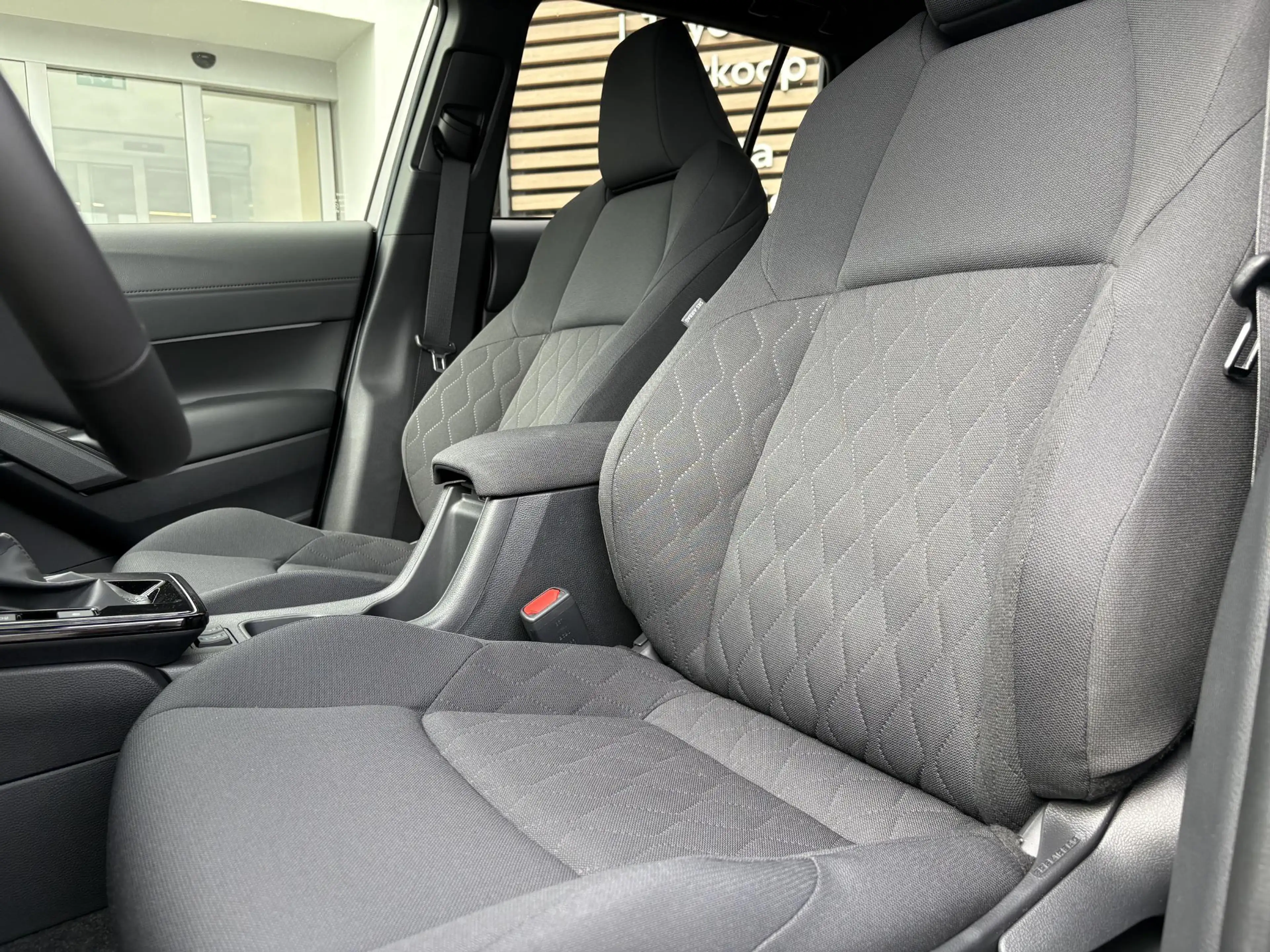 Toyota Corolla Cross Hybrid 140 Dynamic STOEL/STUURVERW 18'' LM-VELGEN — photo 16