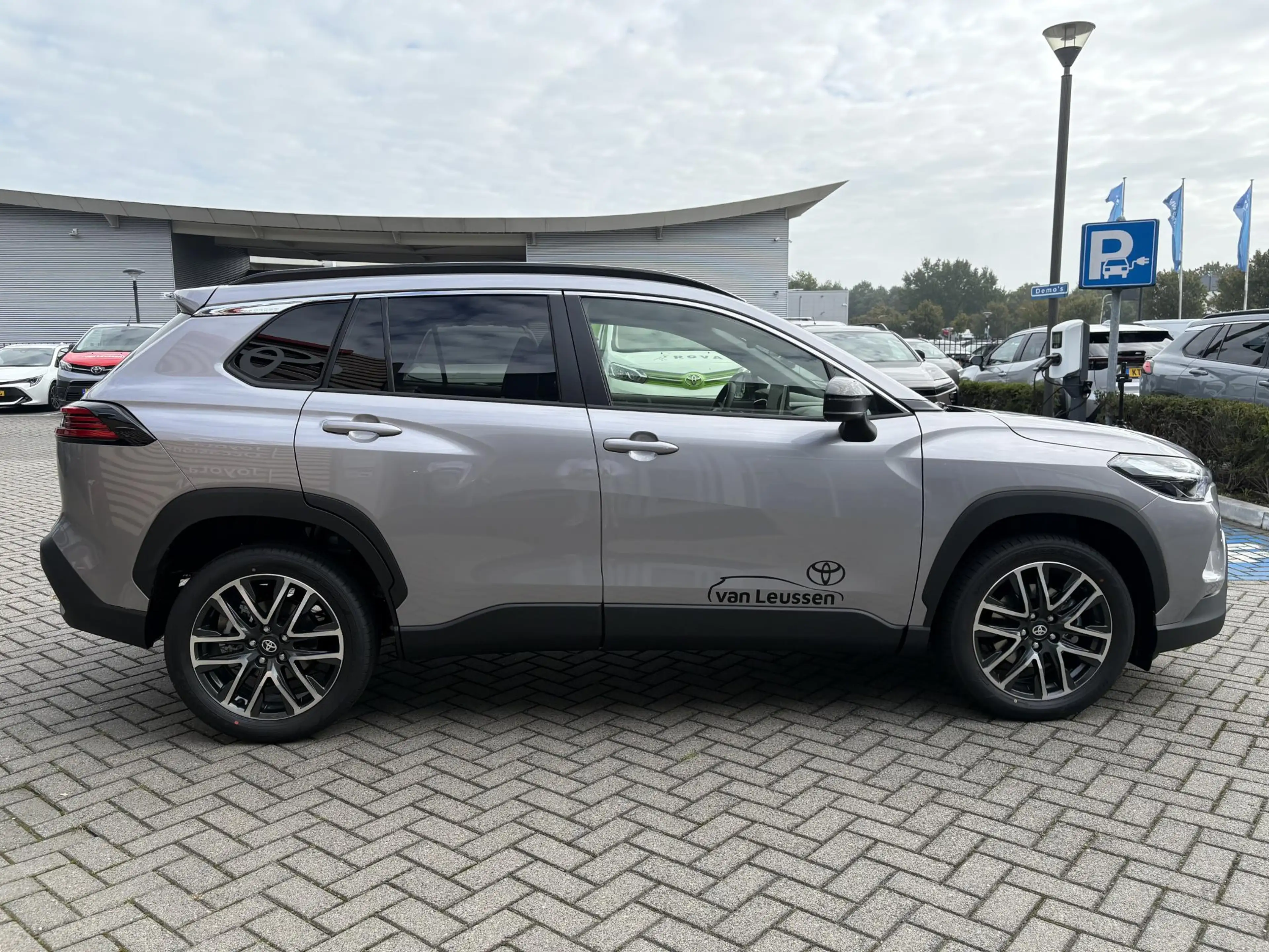 Toyota Corolla Cross Hybrid 140 Dynamic STOEL/STUURVERW 18'' LM-VELGEN — photo 2