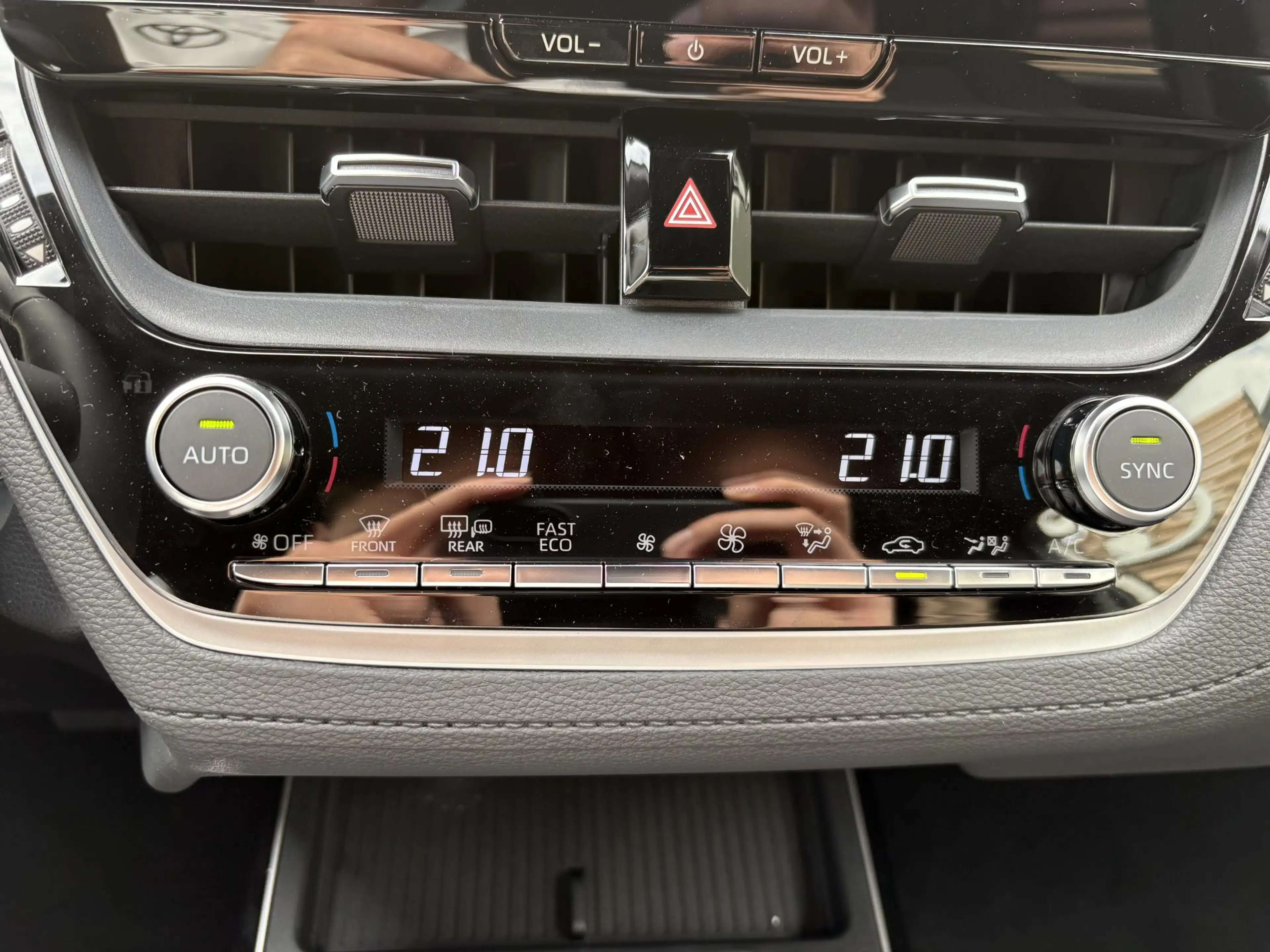 Toyota Corolla Cross Hybrid 140 Dynamic STOEL/STUURVERW 18'' LM-VELGEN — photo 23