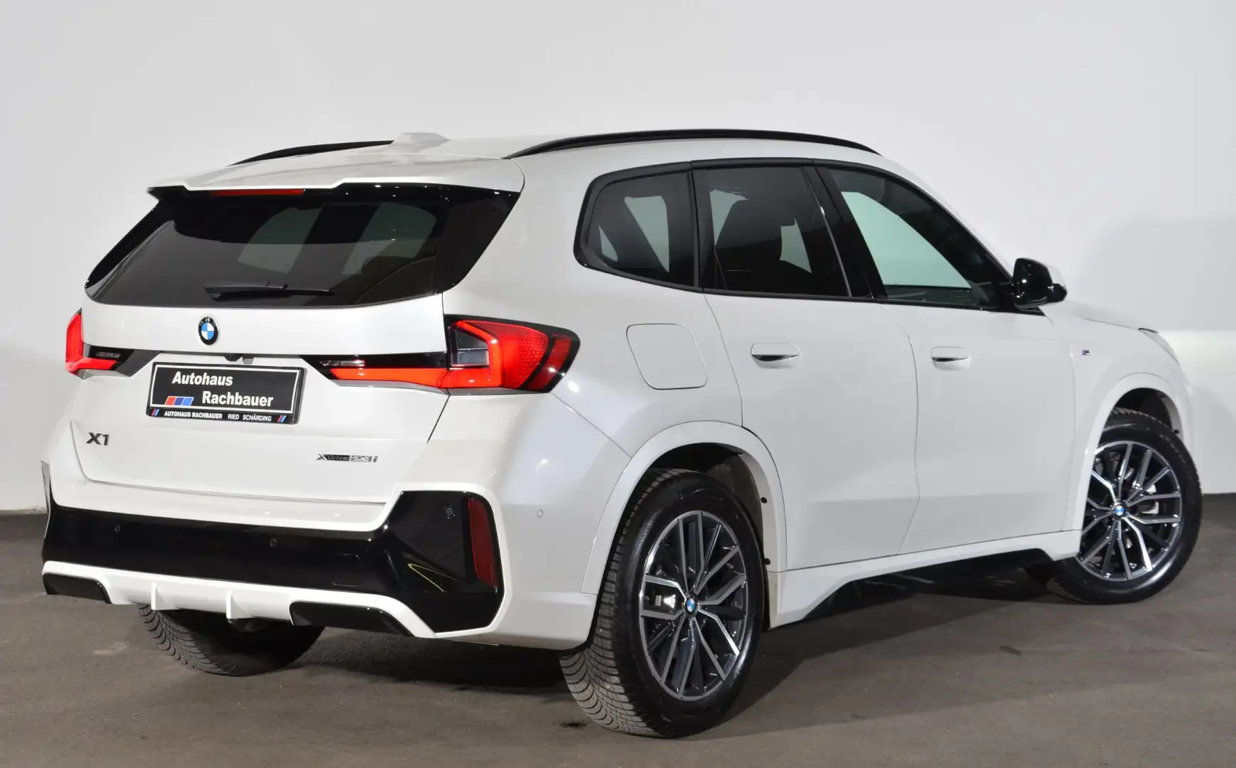 BMW X1 xDrive23i Blanc - 2
