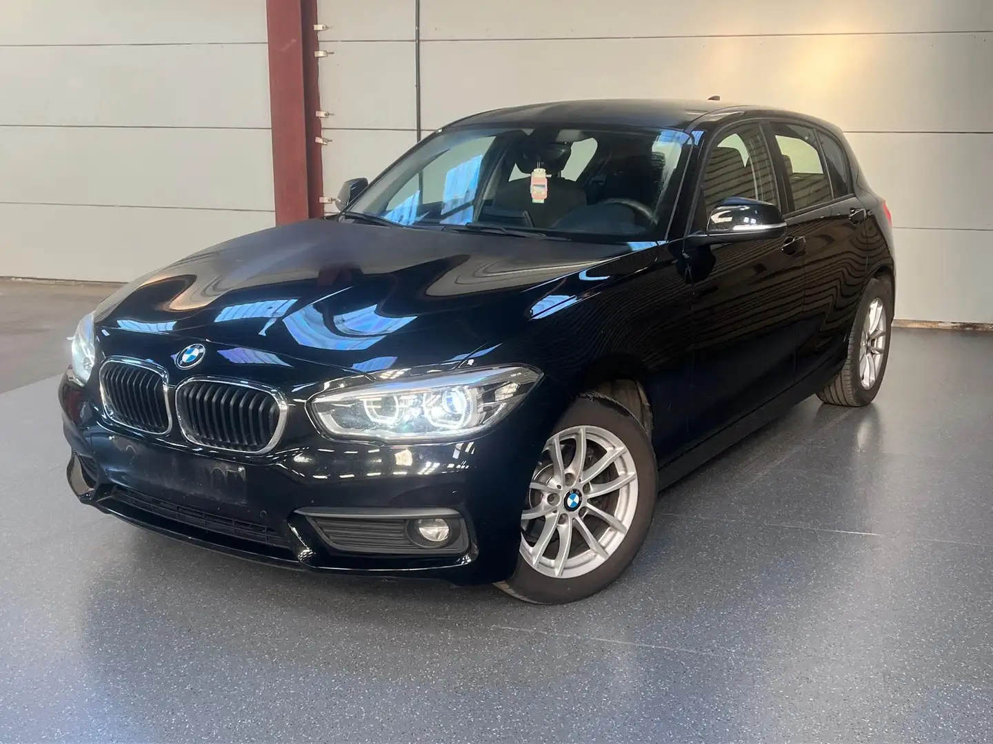 BMW 116 116i Noir - 2