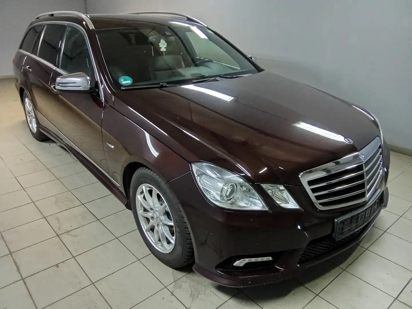 Mercedes-Benz E 220 E 220 CDI BlueEfficiency (212.202) Bruin - 2