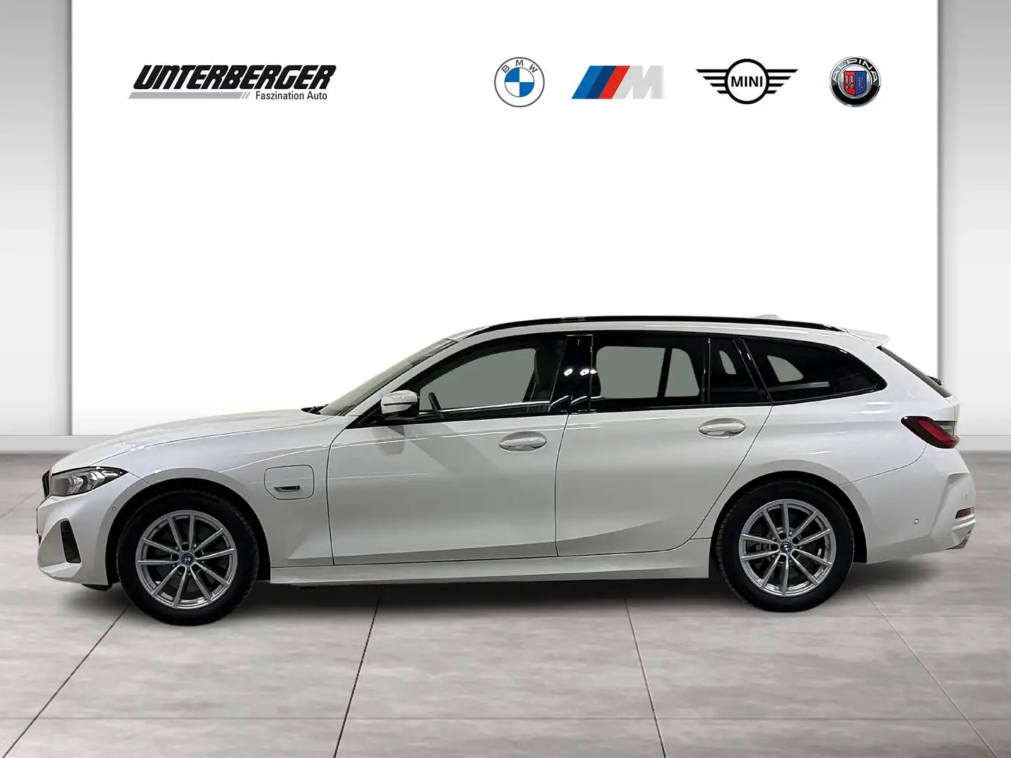 BMW 320 e Touring AHK Navi RFK PA HiFi DA Sitzhzg Weiß - 2