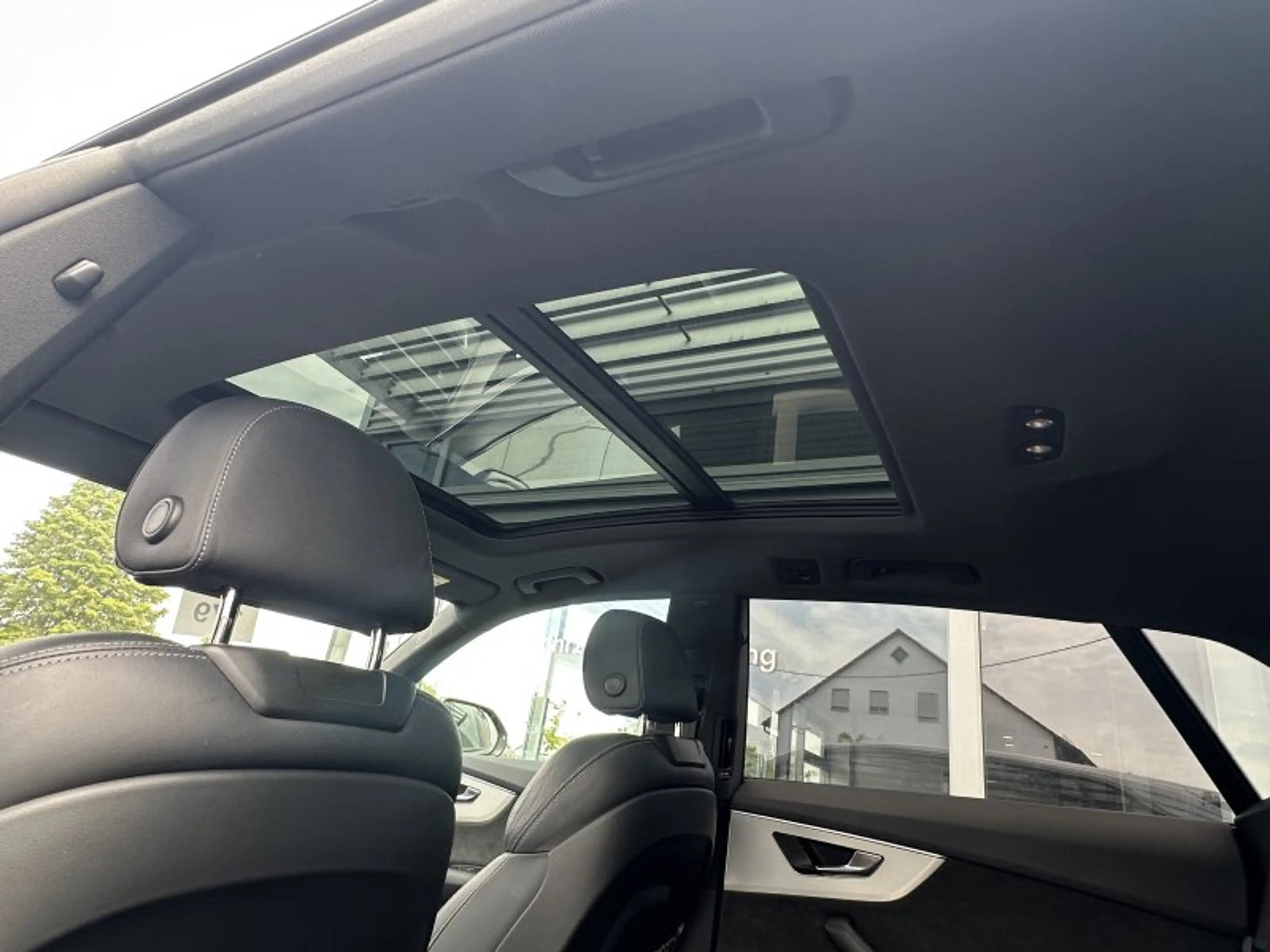 Audi SQ8 4.0 TDI quattro Pano ACC Kamera 23Zoll Memory VC B — photo 14