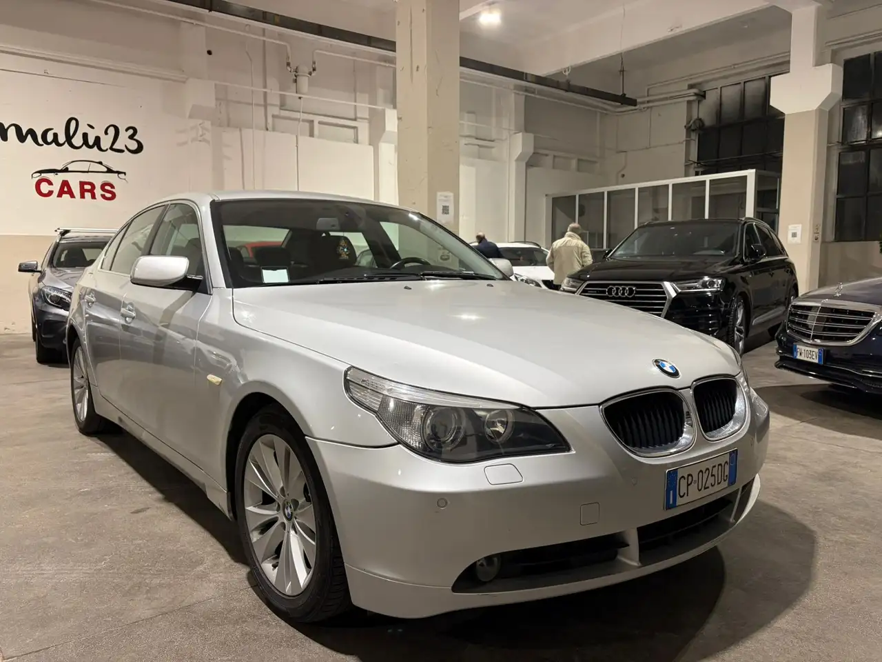 BMW 525