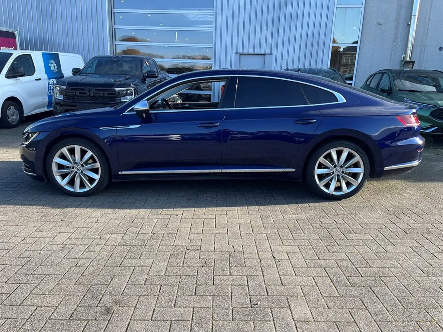Volkswagen Arteon 1500 TSI 150pk DSG-7   Elegance  Atlantic Blue / E Blauw - 2