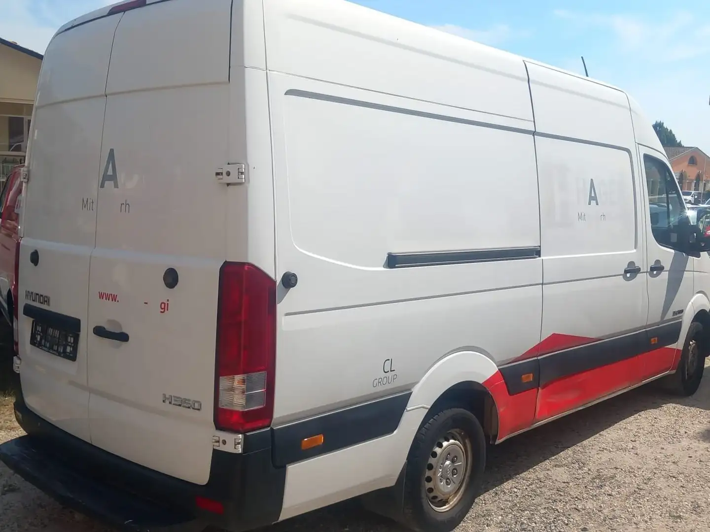 Hyundai H 350 White - 2