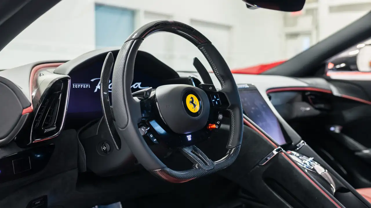 Ferrari Roma снимка Ferrari Roma