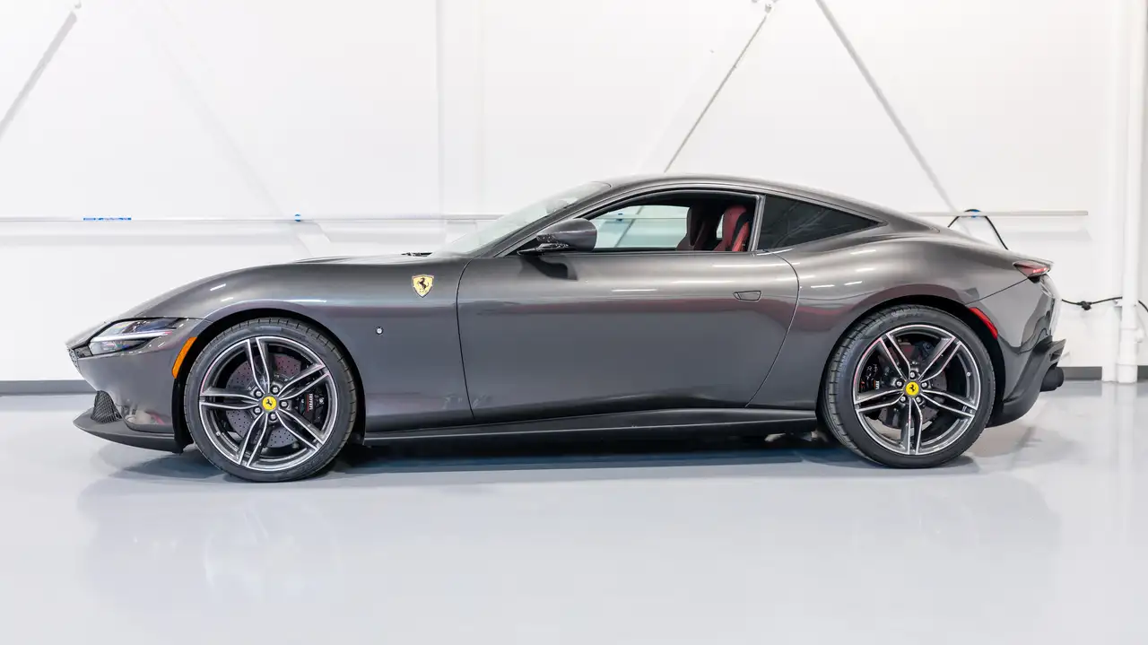 Ferrari Roma снимка Ferrari Roma