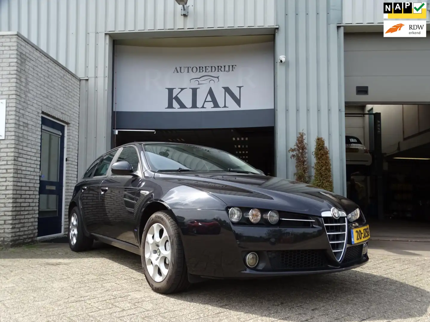 Alfa Romeo 159 Sportwagon 1.8 mpi Progression| Airco Schwarz - 1