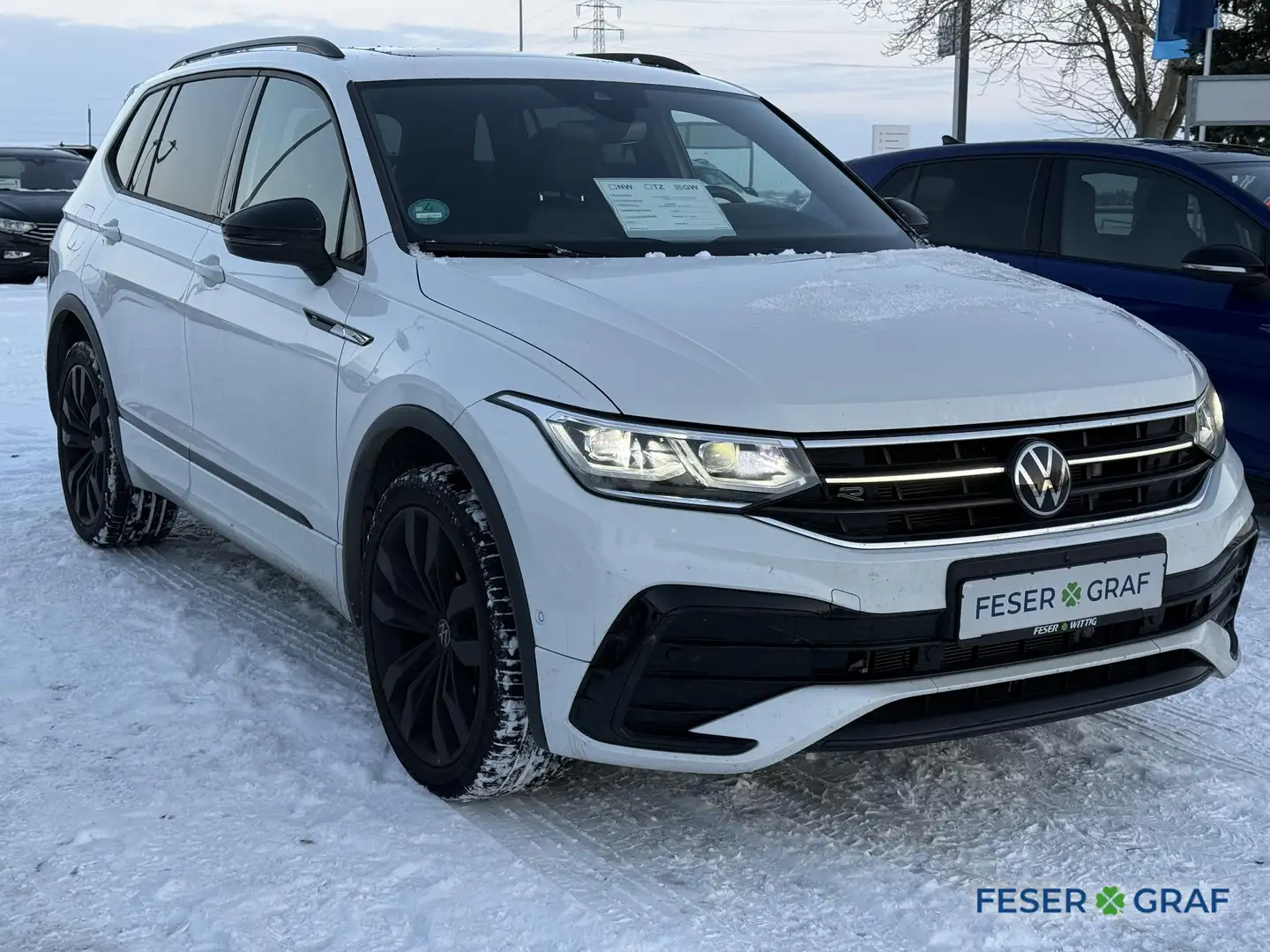Volkswagen Tiguan Allspace 2.0 TDI R-Line DSG AHK/Pano/7Sitze/AreaView Weiß - 2