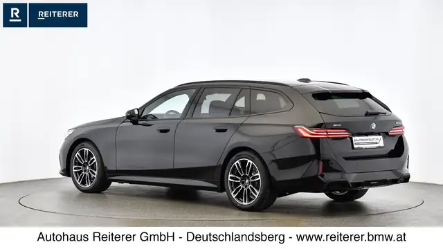 BMW 5 Series view 4