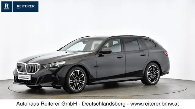 BMW 5 Series view 3