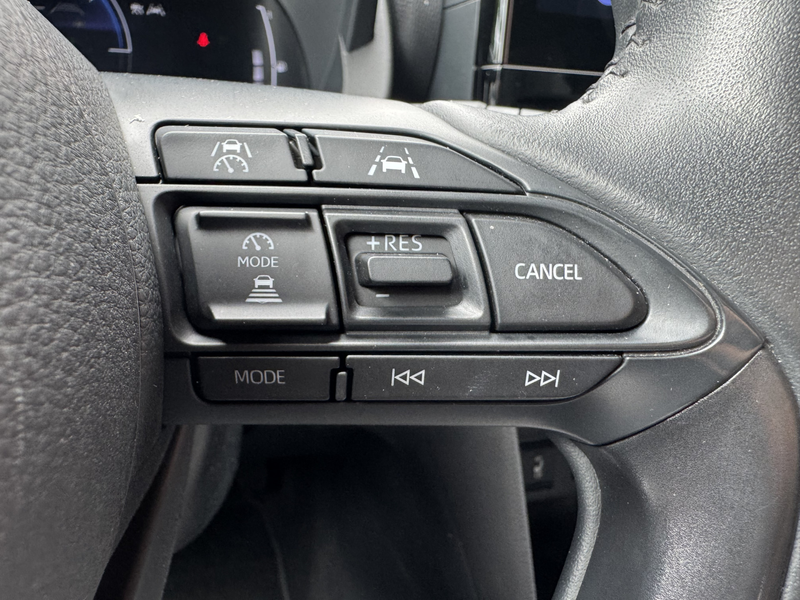Toyota Yaris Cross 1.5 Hybrid 115 First Edition // ADAPT. CRUISE // K — photo 14