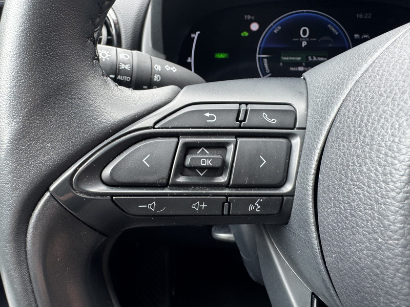 Toyota Yaris Cross 1.5 Hybrid 115 First Edition // ADAPT. CRUISE // K — photo 13