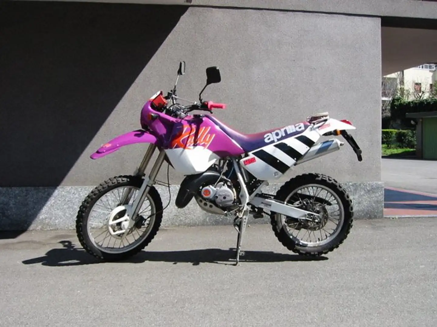 Aprilia Tuareg Rally 125 Violet - 2