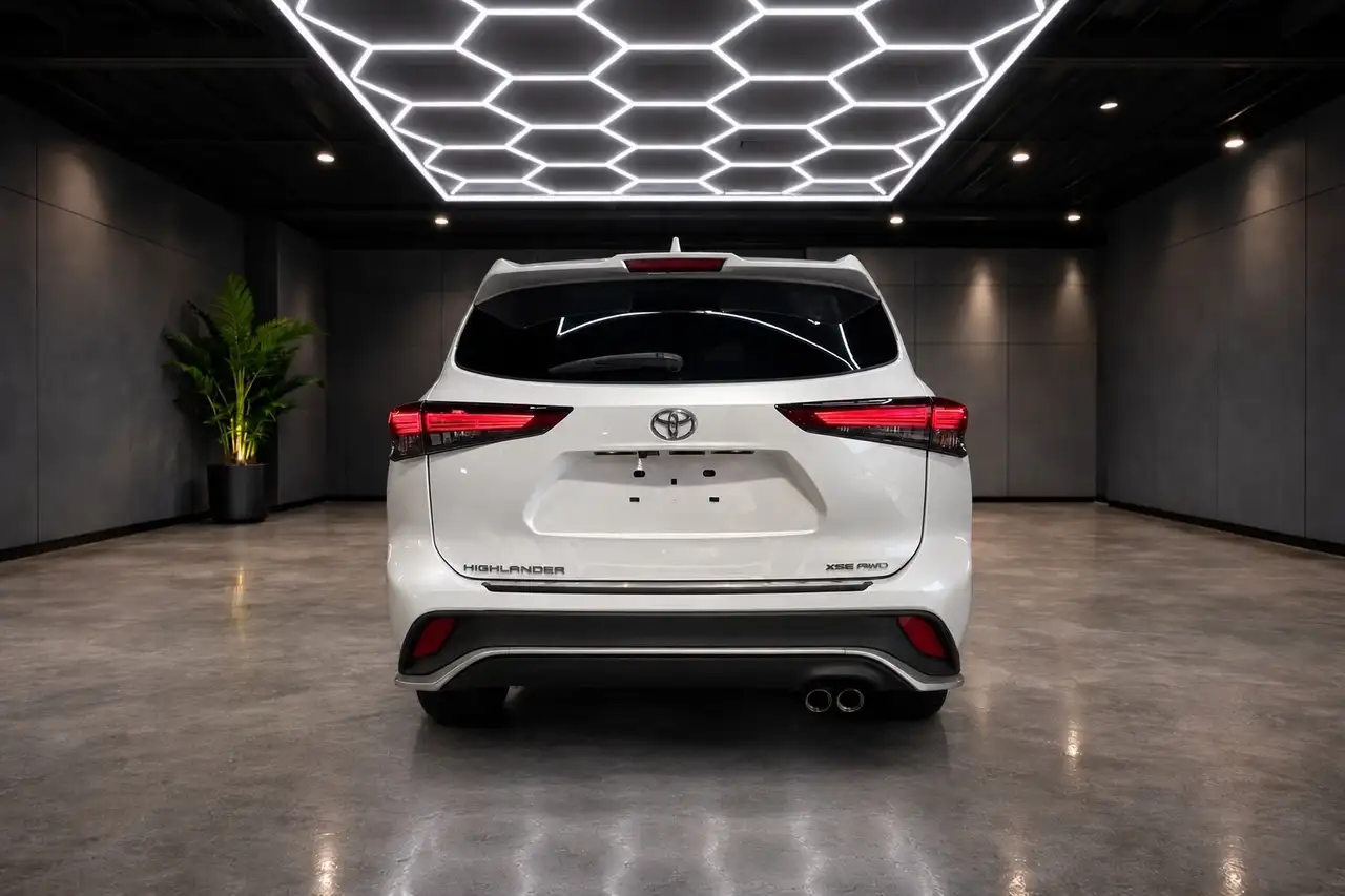 Toyota Highlander снимка Toyota Highlander