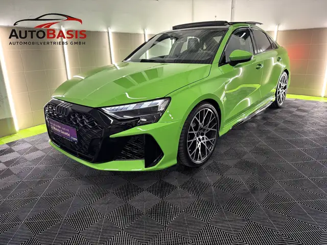 Audi RS3 2.5 TFSI quattro RS-Sportauspuff/Carbon/Pano/Sonos