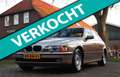 BMW 528 5-serie 528i Executive Aut. | UNIEK | 1E EIGENAAR Beige - thumbnail 1