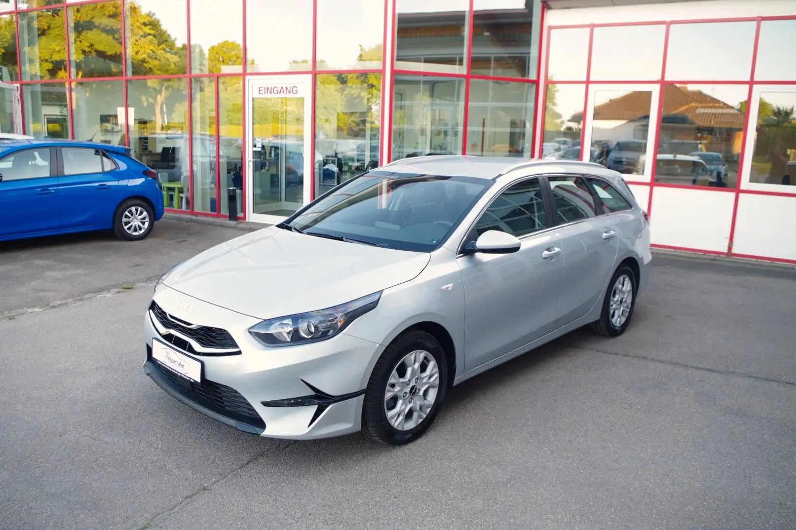 Kia Ceed SW / cee'd SW Ceed Sportswagon 1.6 CRDi DCT Vision Срібний - 1