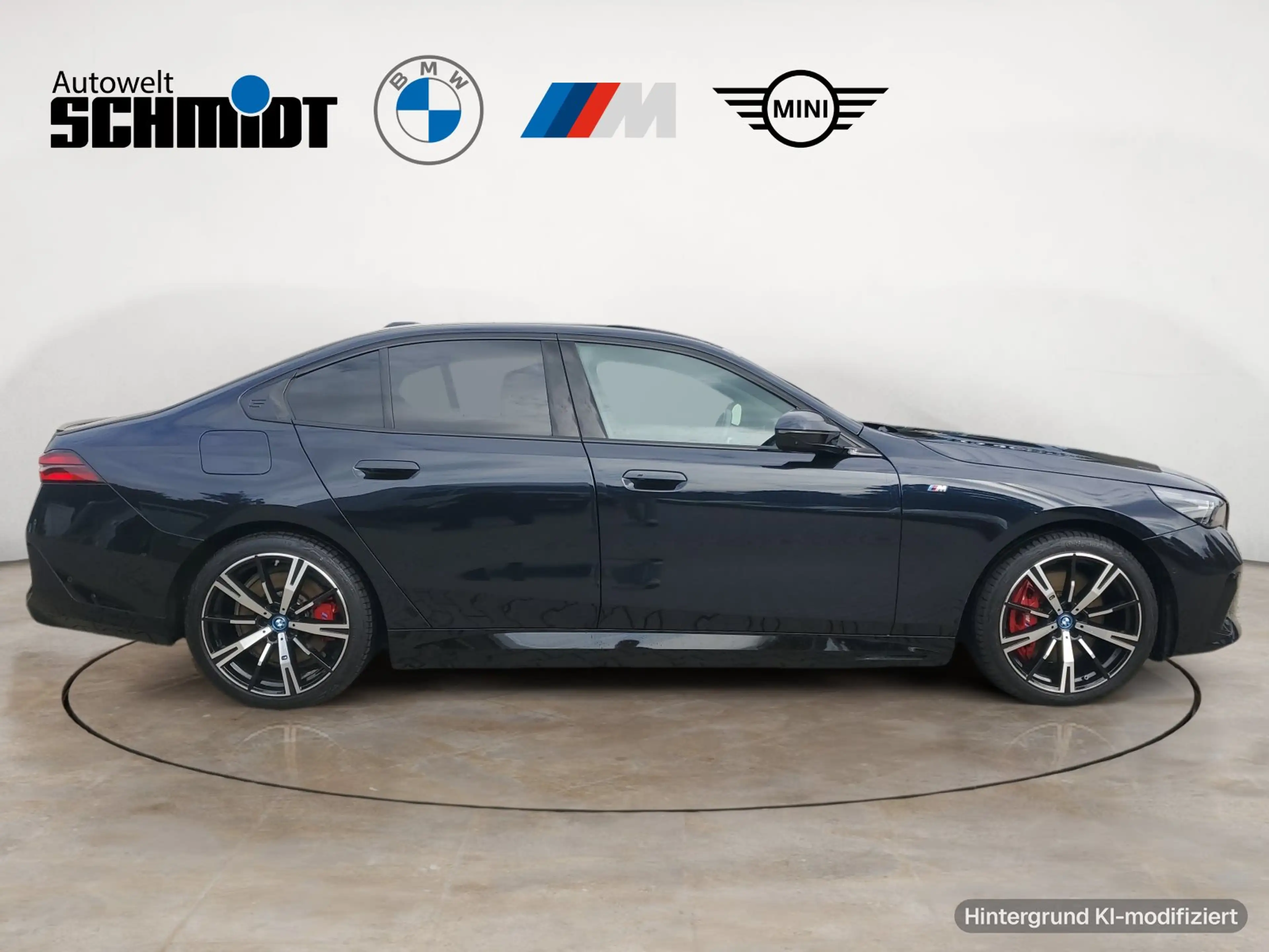 BMW 550 e xDrive — photo 7