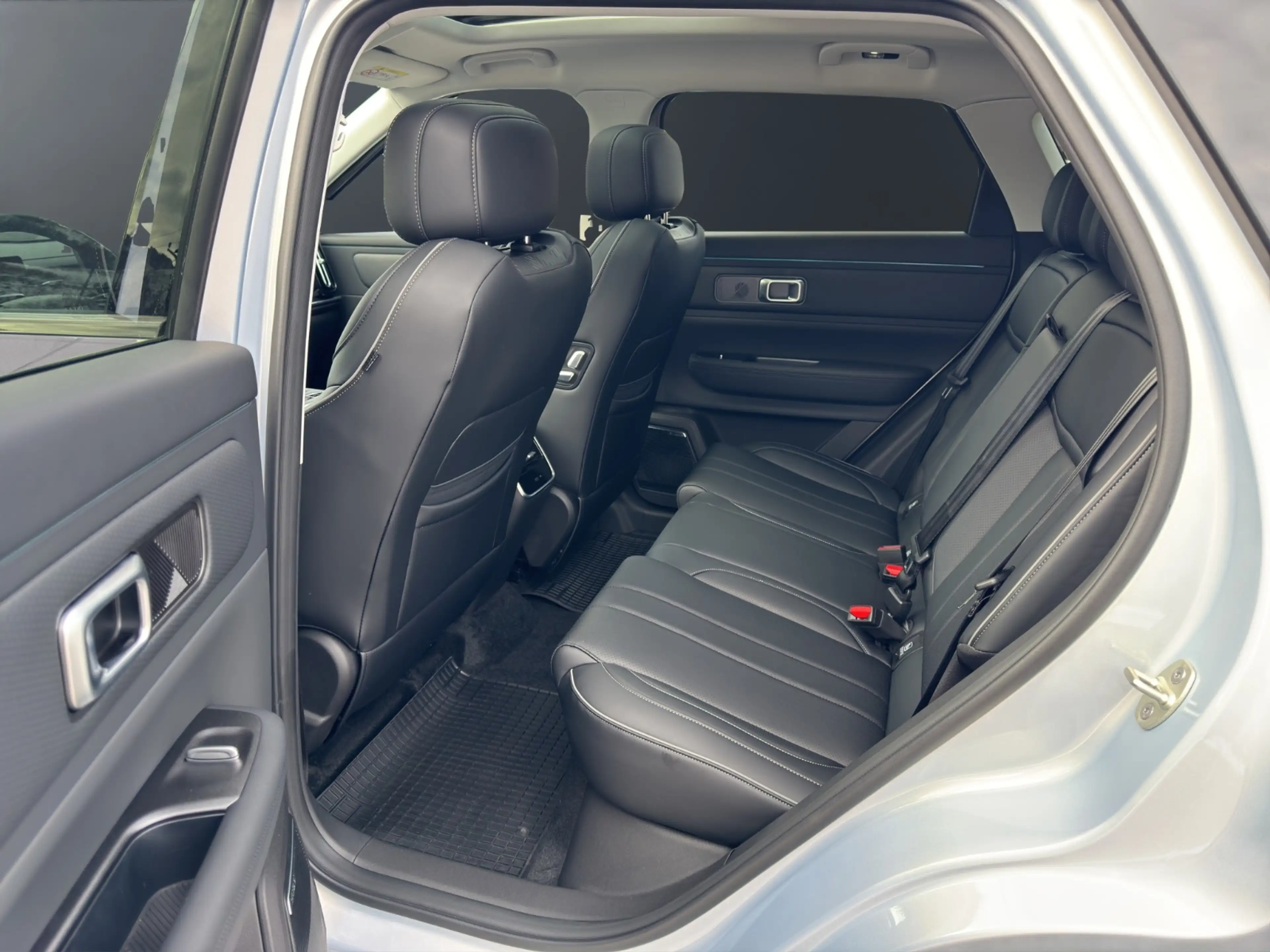 Jaecoo J7 PHEV 1.5 SHS Premium-Line Ambi CarPlay Pano — photo 21