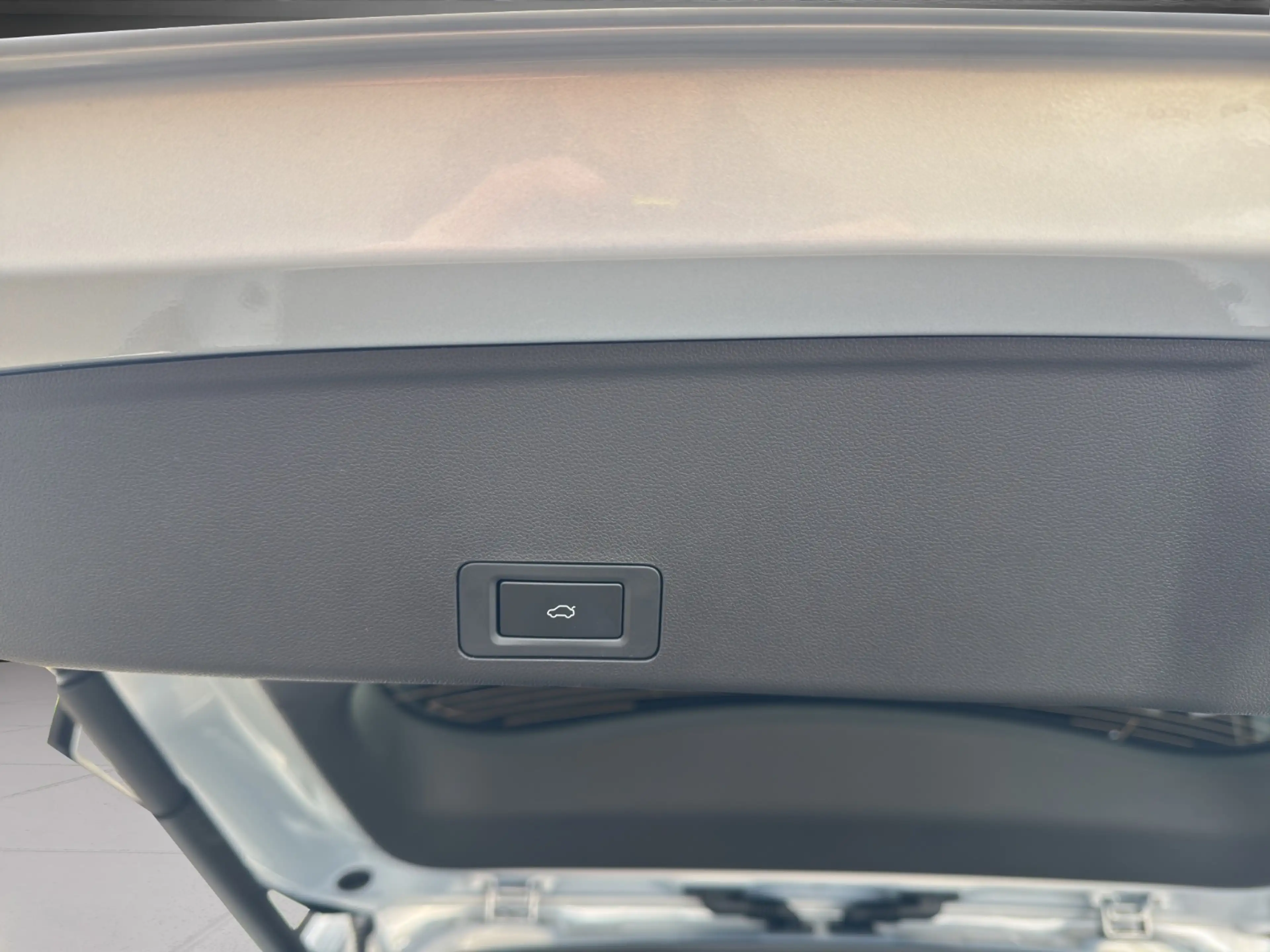 Jaecoo J7 PHEV 1.5 SHS Premium-Line Ambi CarPlay Pano — photo 25
