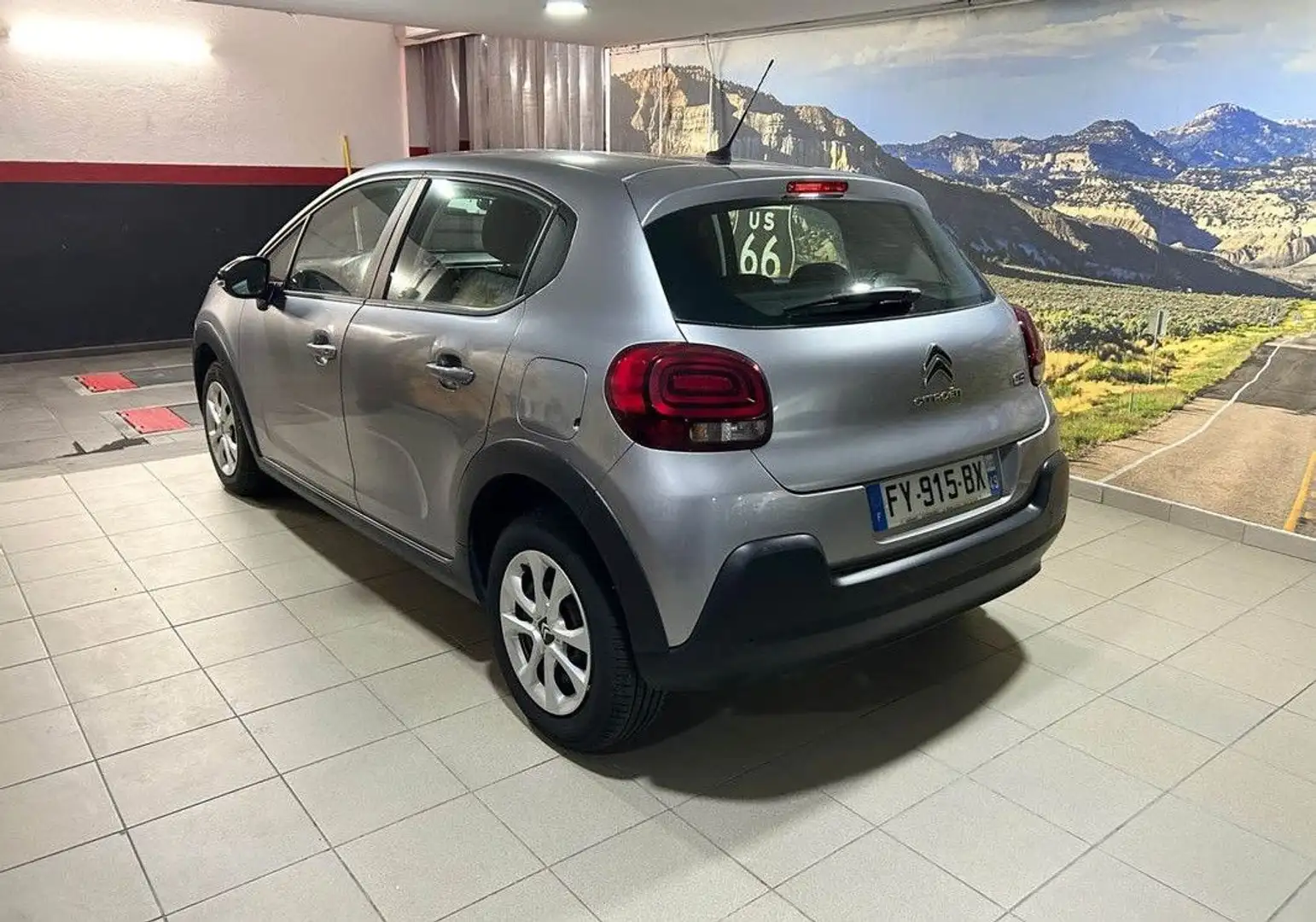 Citroen C3 1.2 83CH S&S FEEL 2021 PRIX HT : 7490 Gris - 2
