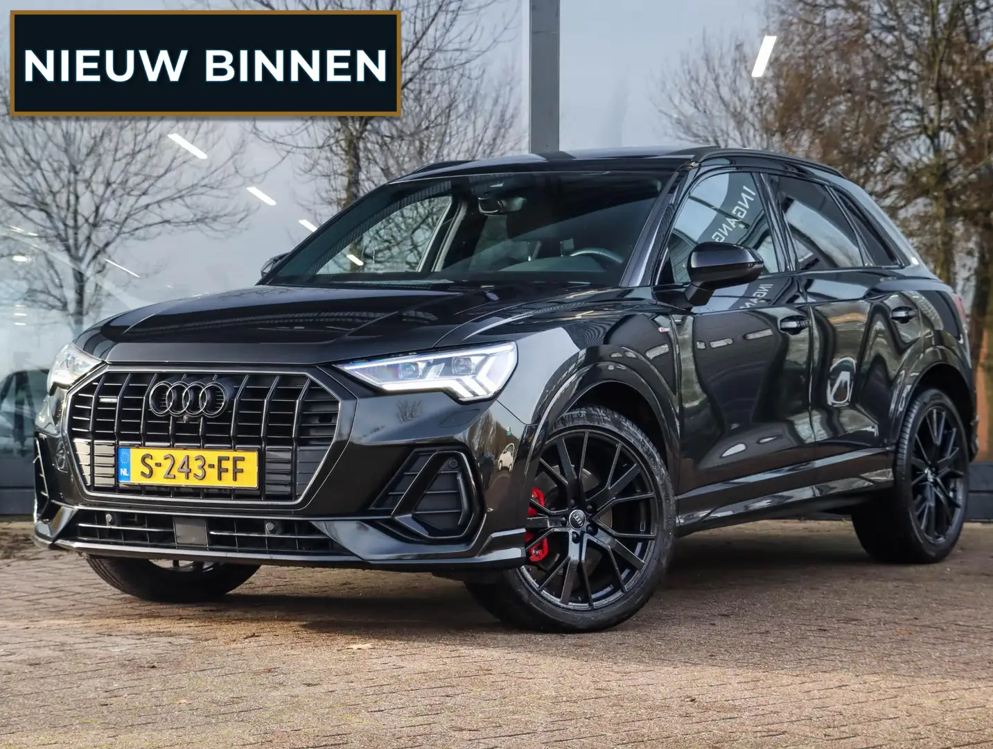 Audi Q3 40 TFSI quattro S Line edition one Noir - 1
