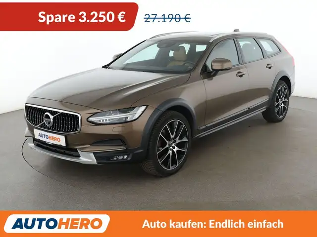 Volvo V90 Cross Country 2.0 D5 AWD Aut.*NAVI*HUD*LED*