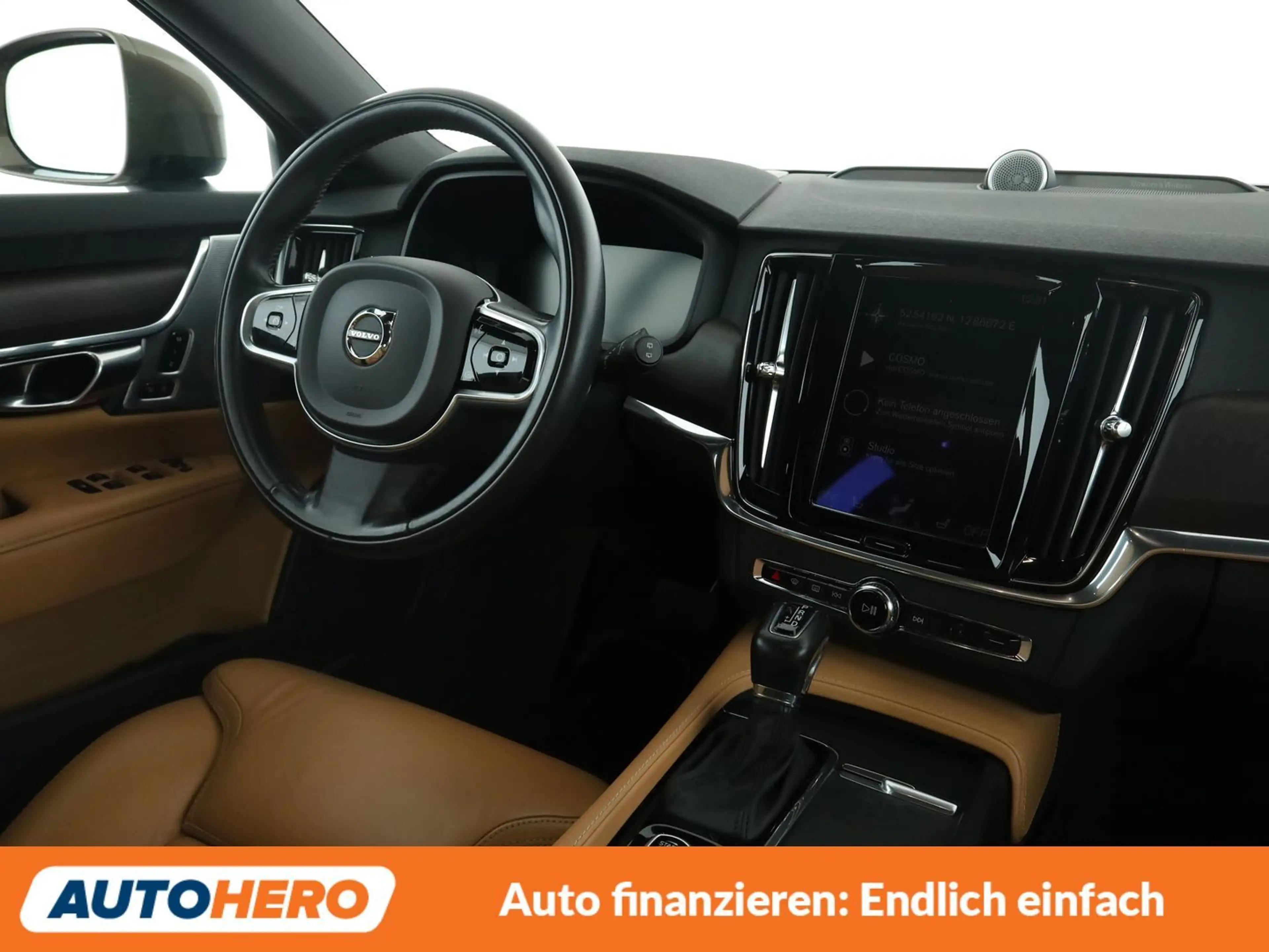 Volvo V90 Cross Country 2.0 D5 AWD Aut.*NAVI*HUD*LED* — photo 13