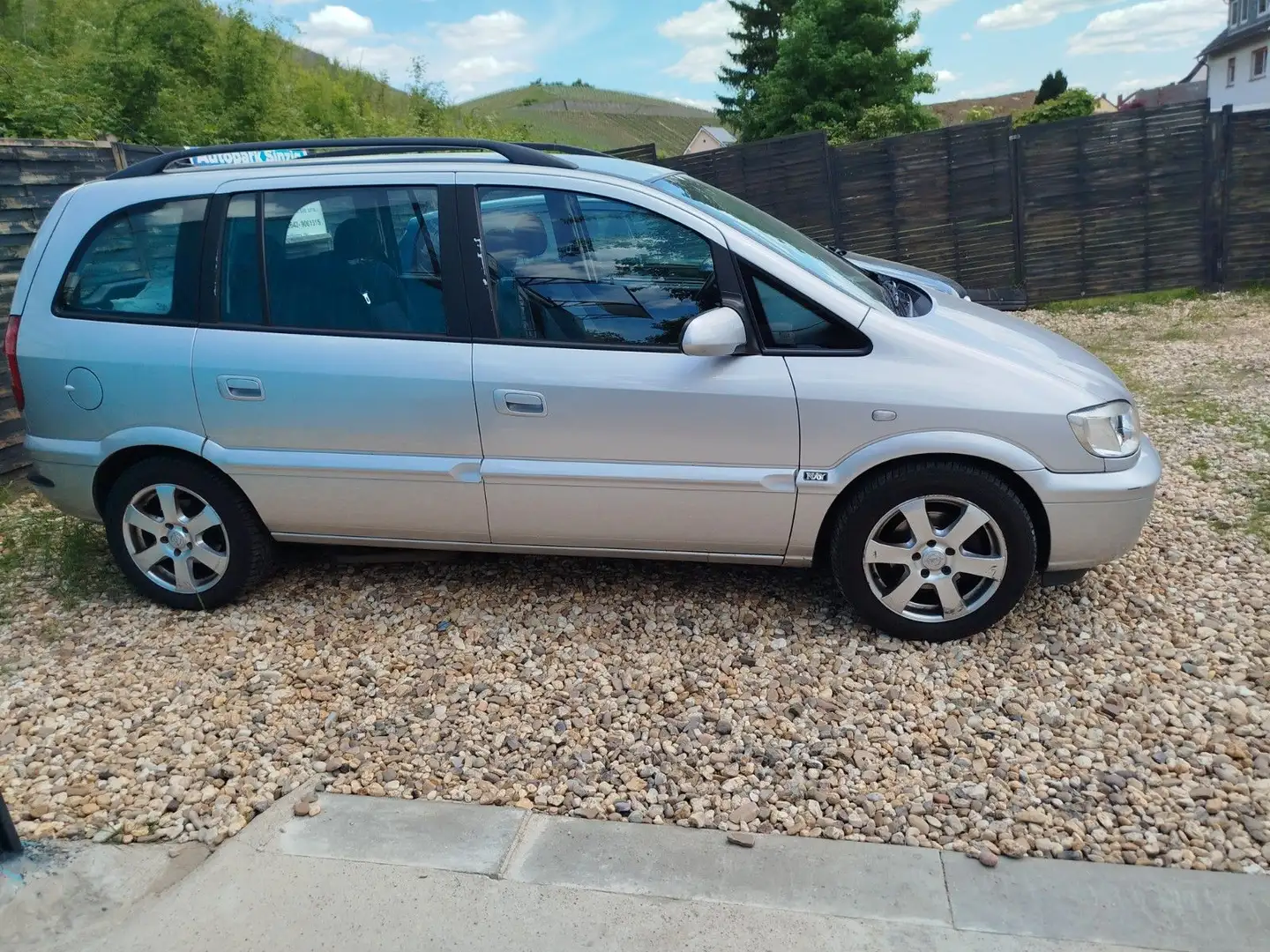Opel Zafira A Njoy 1, 6 Style-Paket*Navi*Klima*8fach Zilver - 2