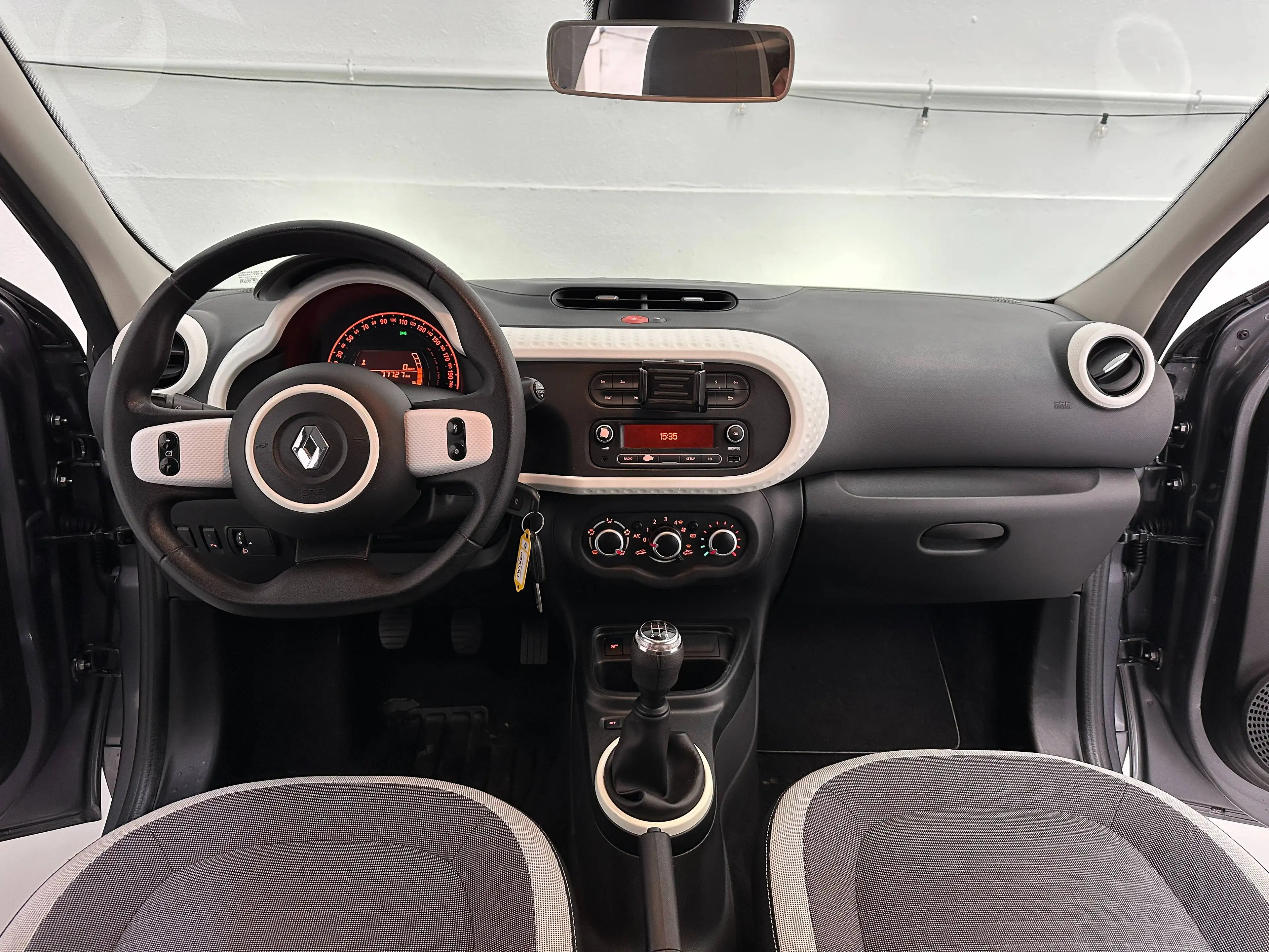 Renault Twingo 1.0i AIR-CO+Bluetooth+Capteurs de parking. GARANTIE COMPLETE 1AN — photo 13