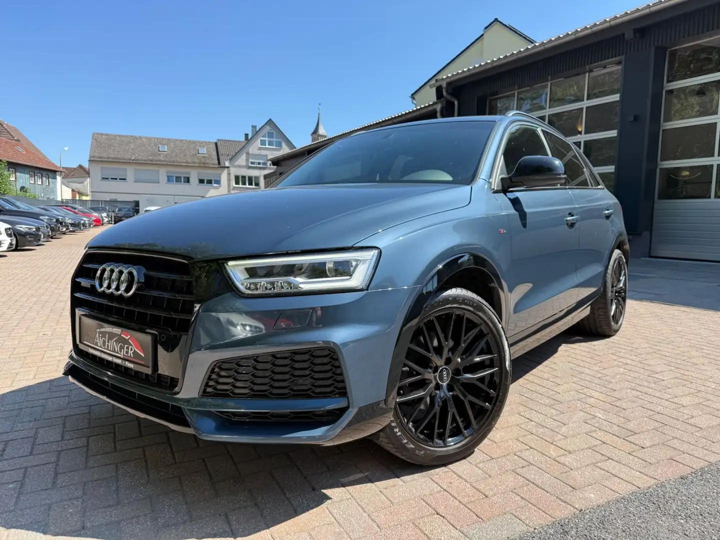 Audi Q3 sport quattro 2.Hand Euro 6 S-Line Niebieski - 1