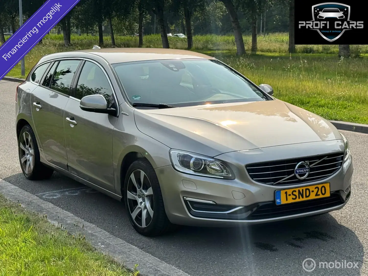 Volvo V60 2.4 D6 AWD Plug-In Hybrid Summum Airco werkt niet Grey - 1