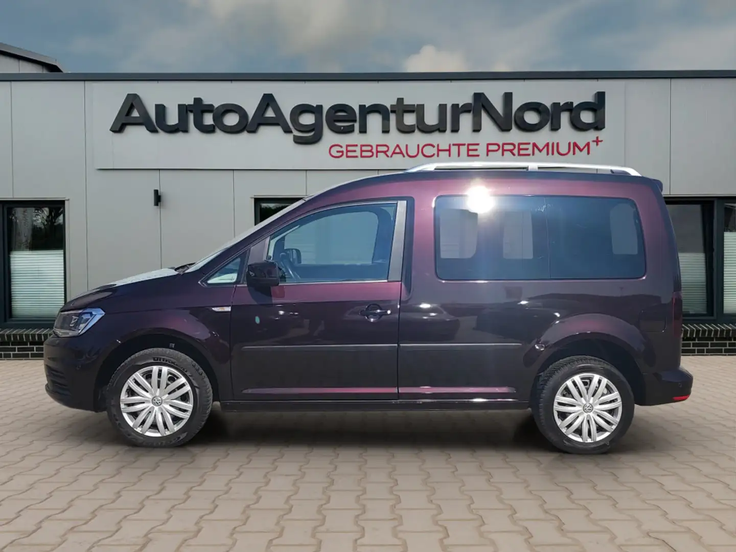 Volkswagen Caddy 1.4 TSI DSG Kasten XENON+KAMERA+NAVI+SHZ Schwarz - 2