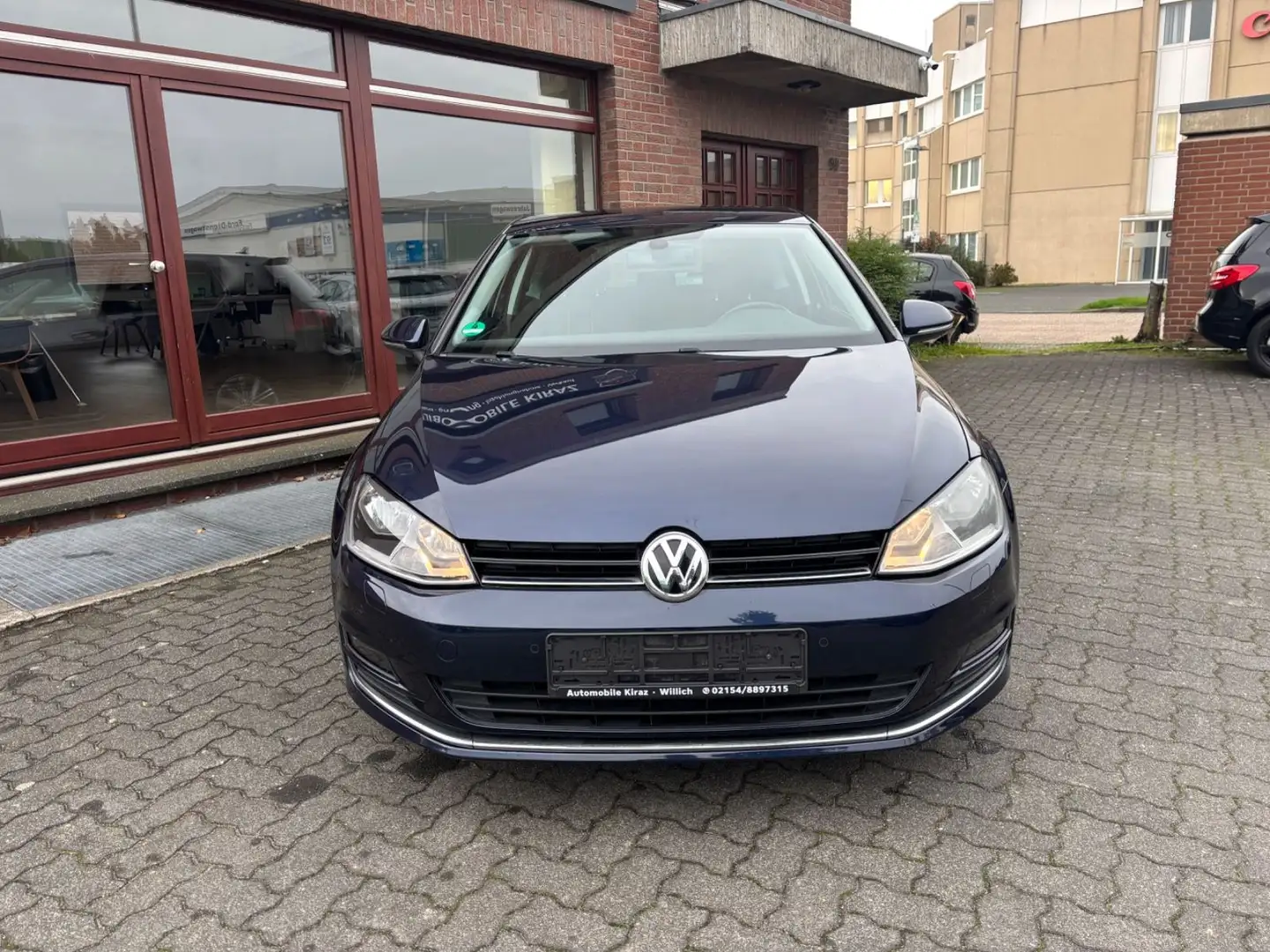 Volkswagen Golf VII Lim. Lounge SHZ TEMP NAVI PDC GARANTIE Bleu - 2