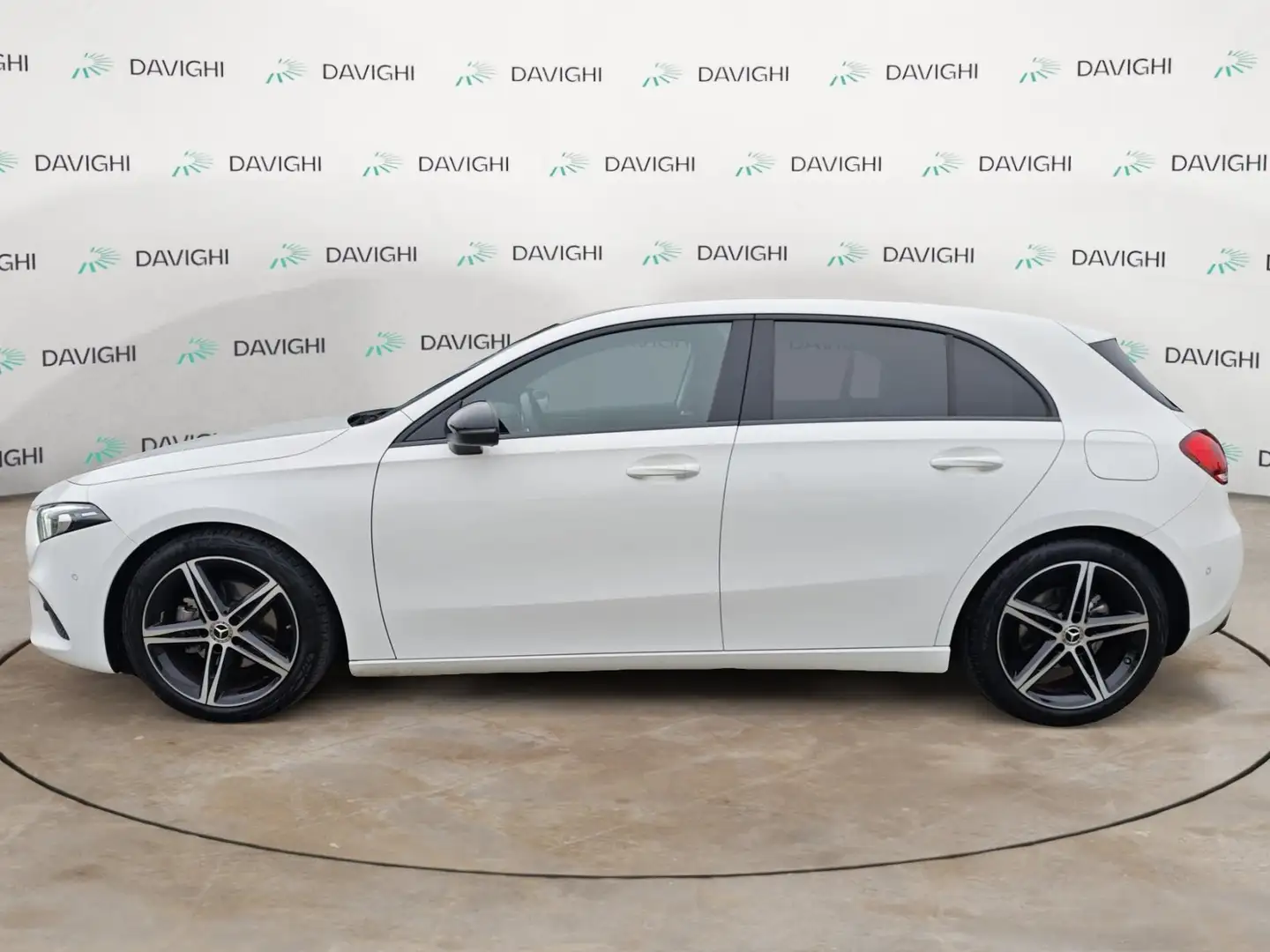 Mercedes-Benz A 180 A 180 Automatic Sport Weiß - 2