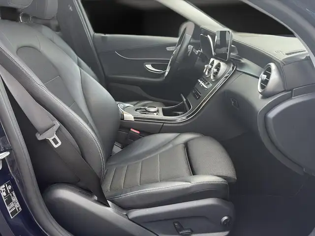 Mercedes-Benz 300 view 13