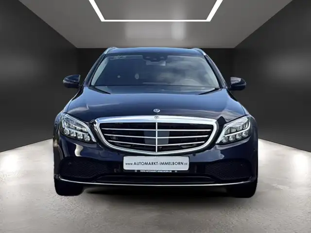 Mercedes-Benz 300 view 9