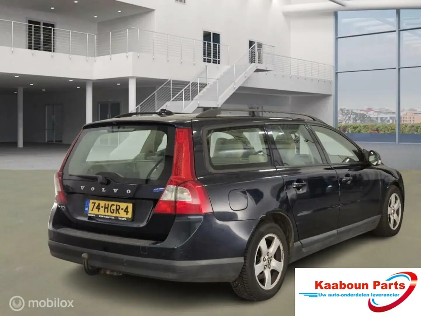 Volvo V70 2.0D Blau - 1