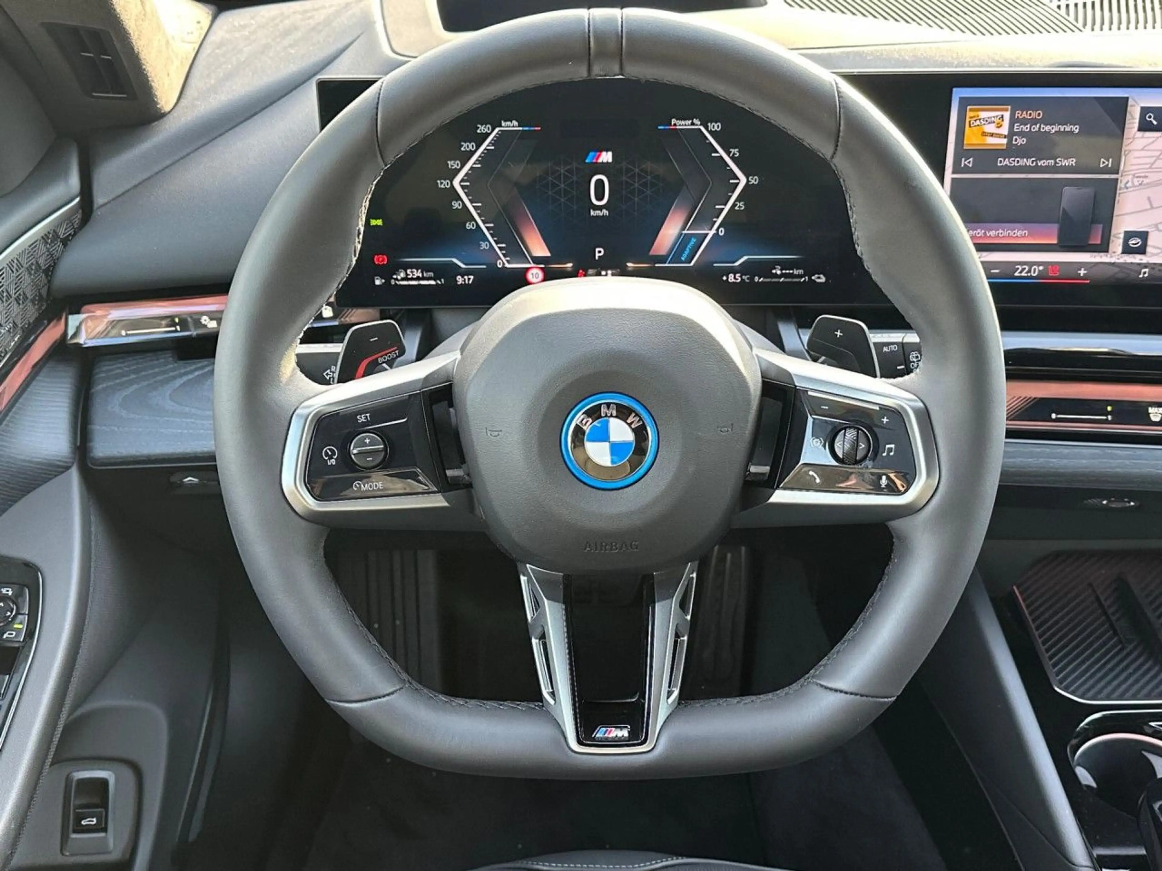 BMW 550 e xDr.M PRO M Multisitz.IntAktiv.Pano.B&W.AHK — photo 10
