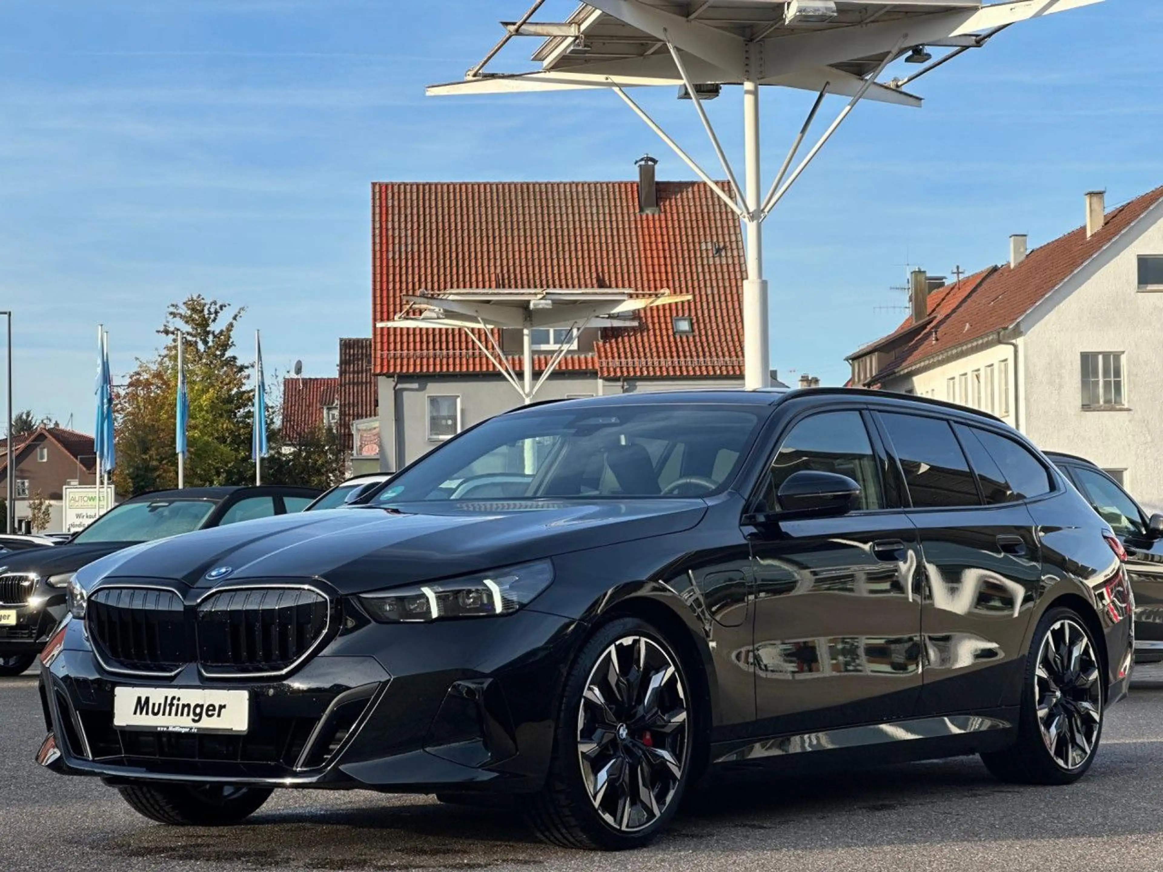 BMW 550 e xDr.M PRO M Multisitz.IntAktiv.Pano.B&W.AHK — photo 4