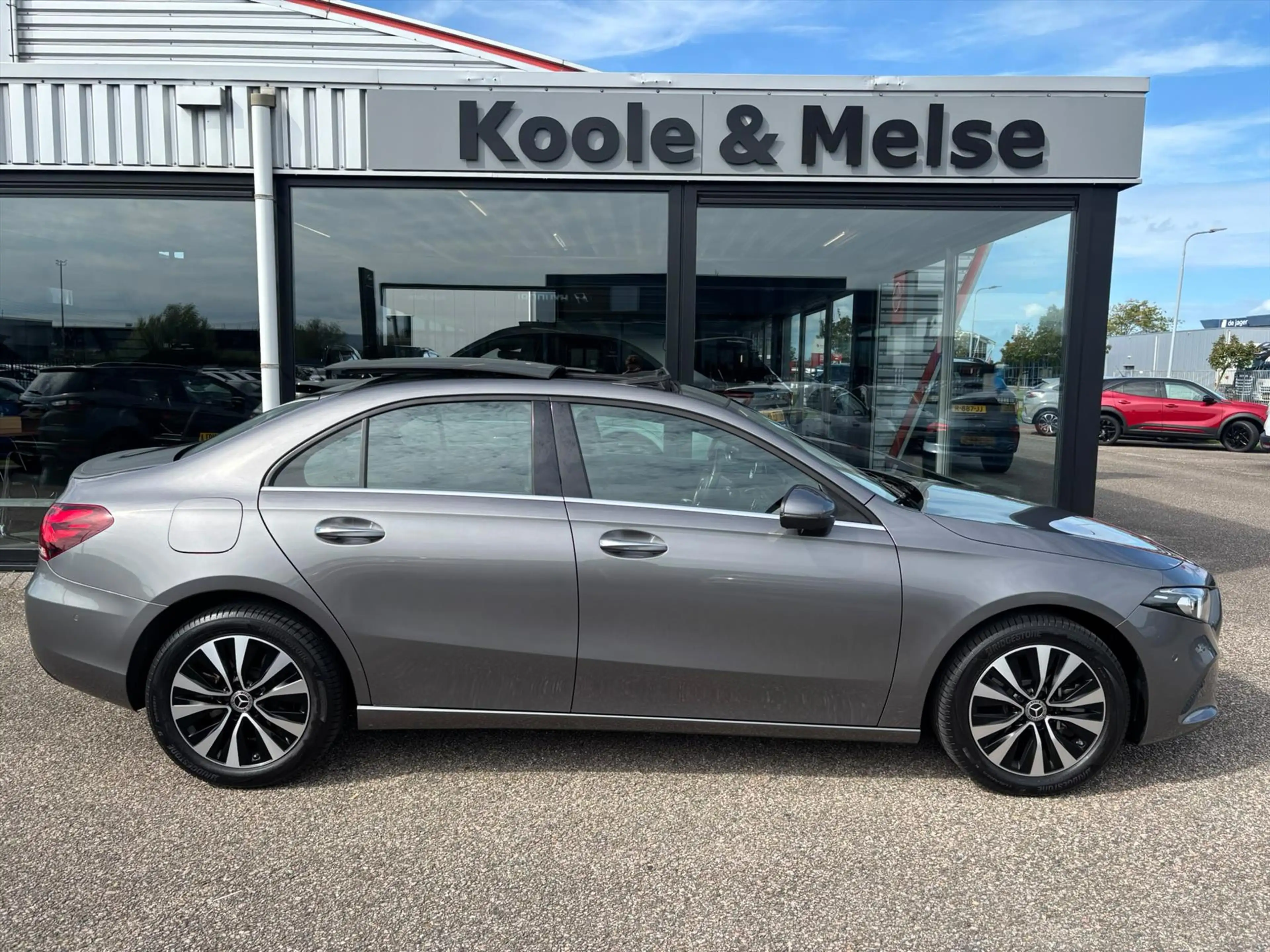 Mercedes-Benz A 250 A e 218pk 8G-DCT, Luxury line, Pano dak — photo 5